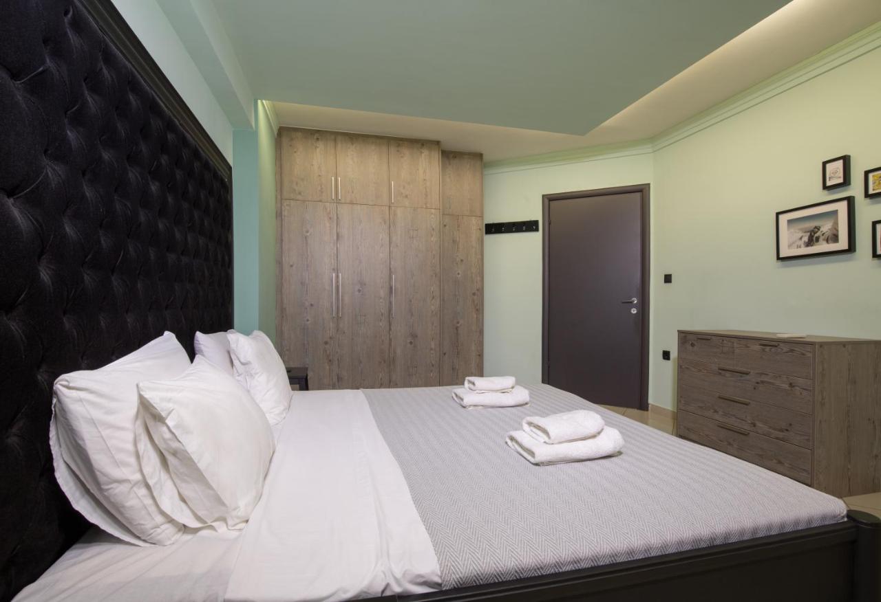 Spacious Modern Apartments With Great Rooftop View 雅典 外观 照片