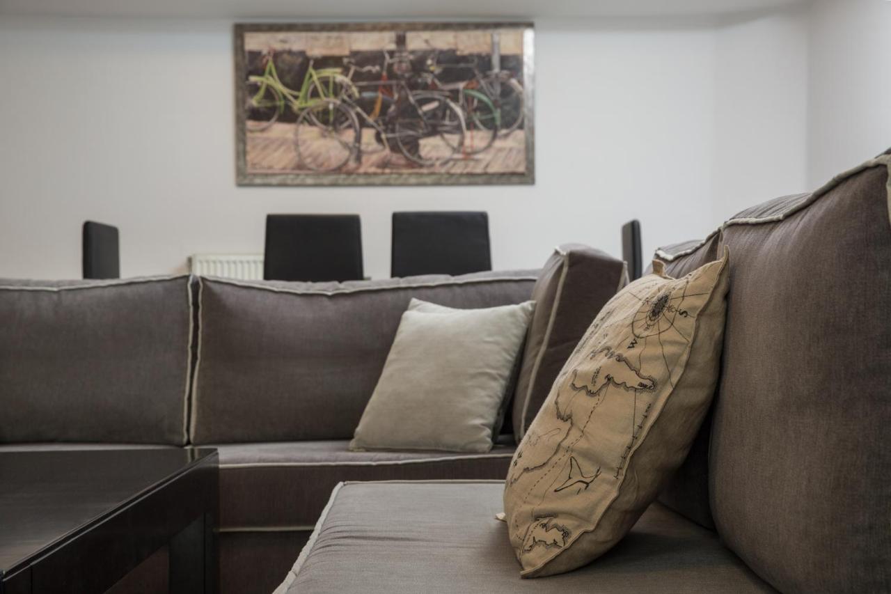 Spacious Modern Apartments With Great Rooftop View 雅典 外观 照片